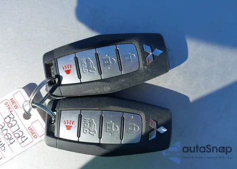 2024 Mitsubishi Outlander Se 2.5 2Wd из США, поврежденный, VIN JA4J3VA86RZ046853